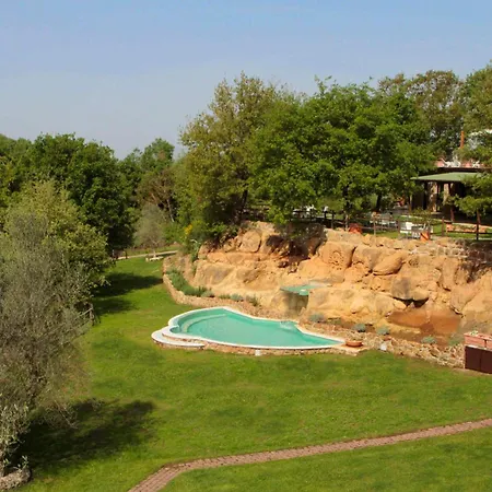 In - Toskana 23924 * Sorano (Grosseto)